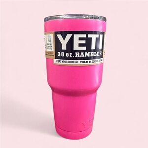 YETI Rambler Tumbler in Bold Pink
